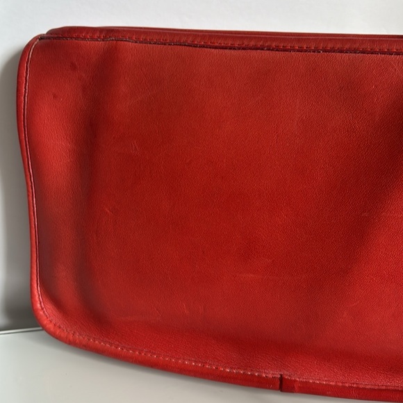 Coach | Vintage Red NYC Glue-In Registration Basic Bag Zippered Clutch #9455 ⚓️s - Picture 5 of 12